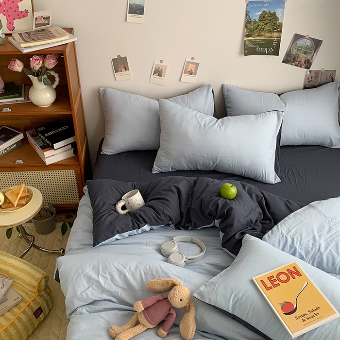 91家纺网 家纺一手货源 找家纺 优迈 2024新款ins风小红书同款纯色双拼水洗棉四件套亲肤加厚磨毛四件套混搭系列-单被套单床单单枕套单床笠 棚拍图 海蓝灰