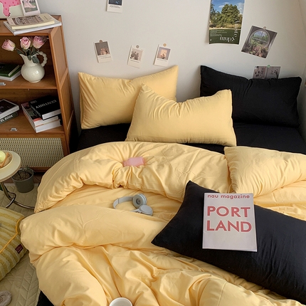 91家纺网 家纺一手货源 找家纺 （总）优迈 2024新款ins风小红书同款纯色双拼水洗棉四件套亲肤加厚磨毛四件套混搭系列-单被套单床单单枕套单床笠 棚拍图