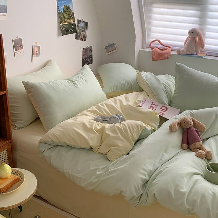 91家纺网 家纺一手货源 找家纺 优迈 2024新款ins风小红书同款纯色双拼水洗棉四件套亲肤加厚磨毛四件套混搭系列-单被套单床单单枕套单床笠 棚拍图 薄荷芝士