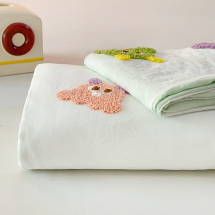 韩巢家纺 2024热款超柔水洗棉毛巾绣单件被套-小精灵系列（提供精美卖家秀 ） 小精灵白绿