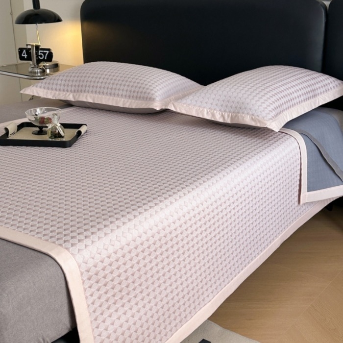 91家纺网 家纺一手货源 找家纺 （总）凉百百 2024新款凉豆豆夏季凉席三件套凌豆豆款机洗水洗凉感席