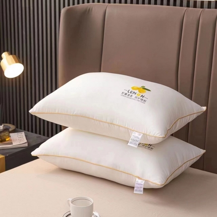 91家纺网 家纺一手货源 找家纺 芯丝路枕业 2024新款艾草柠檬磨毛新款养生健康轻柔护颈枕100克注剂 柠檬/只