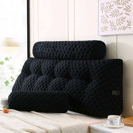 91家纺网 家纺一手货源 找家纺 （总）永光家居 2024新款三角靠枕 床头靠垫抱枕榻榻米软包外贸货源