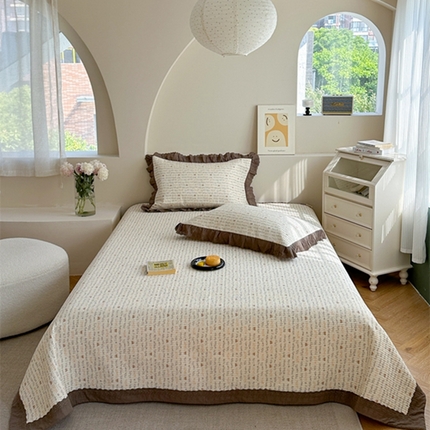 诗黛尔 2024秋冬新款全棉法式花边床盖套件 字母熊