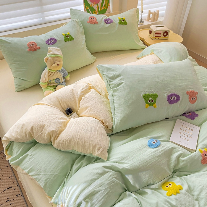 91家纺网 家纺一手货源 找家纺 韩巢家纺 2024热款超柔水洗棉毛巾绣床上用品四件套学生宿舍三件套-小精灵系列（提供精美卖家秀 ） 小精灵浅黄绿