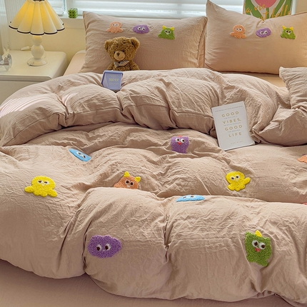 韩巢家纺 2024热款超柔水洗棉毛巾绣床上用品四件套学生宿舍三件套-小精灵系列（提供精美卖家秀 ） 小精灵奶咖