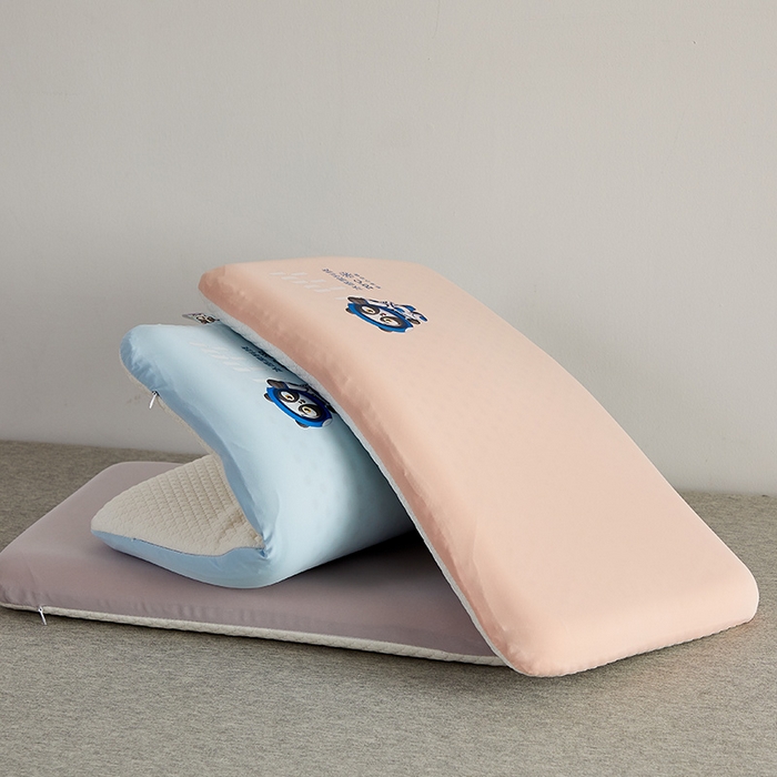 91家纺网 家纺一手货源 找家纺 （总）沃兰国际 2024新款儿童凉感乳胶面包枕枕头枕芯