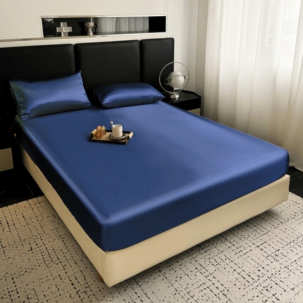 91家纺网 家纺一手货源 找家纺 2024新款轻奢风水洗冰丝床笠 藏青色