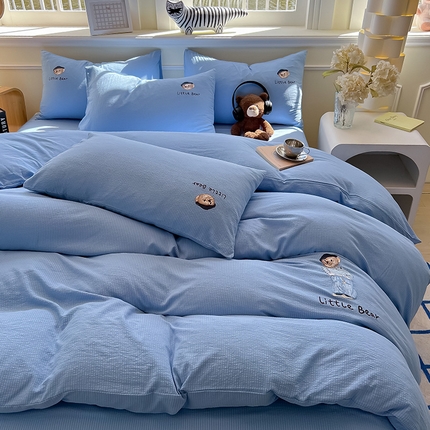 91家纺网 家纺一手货源 找家纺 （总）眠帛家居 2024新款水洗棉提花刺绣四件套熊先生-风格二