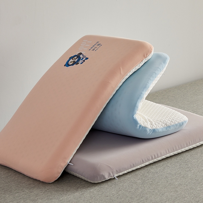 91家纺网 家纺一手货源 找家纺 （总）沃兰国际 2024新款儿童凉感乳胶面包枕枕头枕芯