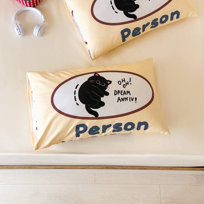 91家纺网 家纺一手货源 找家纺 觅糖家纺 2024新款全棉双面数码印花枕套 ins卡通-梦想小猫