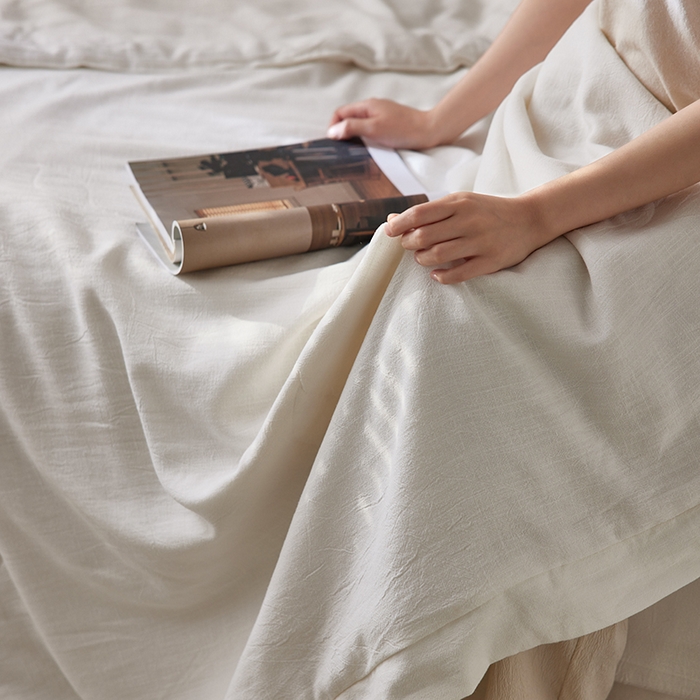 91家纺网 家纺一手货源 找家纺 2024新款全新系列天丝麻纯色多功能夏被-包边款 天丝麻本白色多功能夏被-包边款