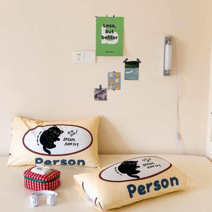 91家纺网 家纺一手货源 找家纺 觅糖家纺 2024新款全棉双面数码印花枕套 ins卡通-梦想小猫