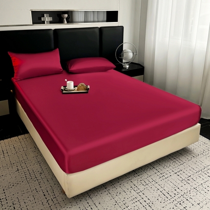 91家纺网 家纺一手货源 找家纺 2024新款轻奢风水洗冰丝床笠 酒红