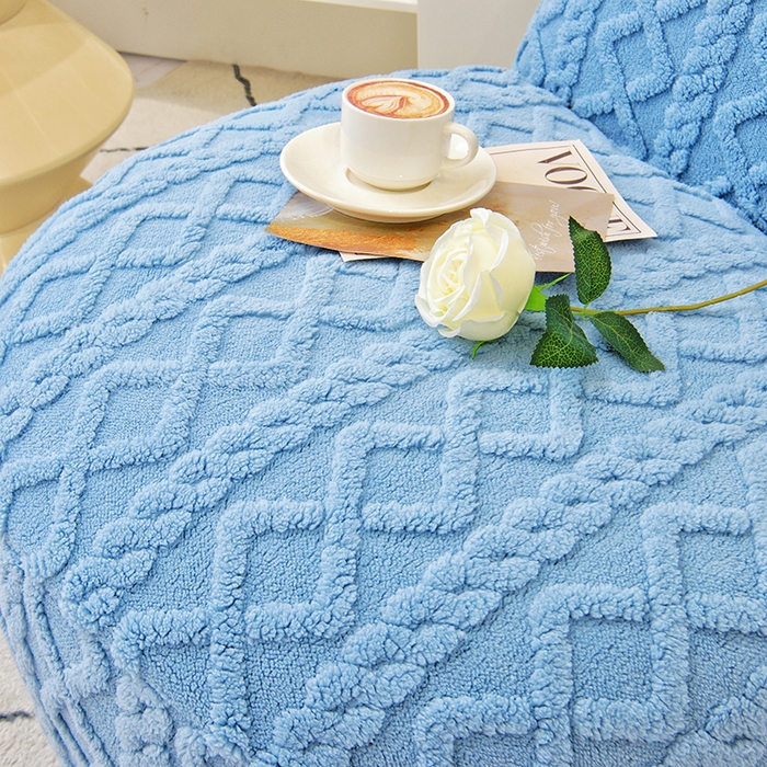 91家纺网 家纺一手货源 找家纺 启博家纺 2024新款白胖子雪梨椅提花绒沙发套 天蓝