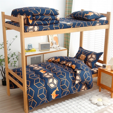 91家纺网 家纺一手货源 找家纺 曼璐家纺  2025新款亲肤印花学生宿舍三件套 立方世界