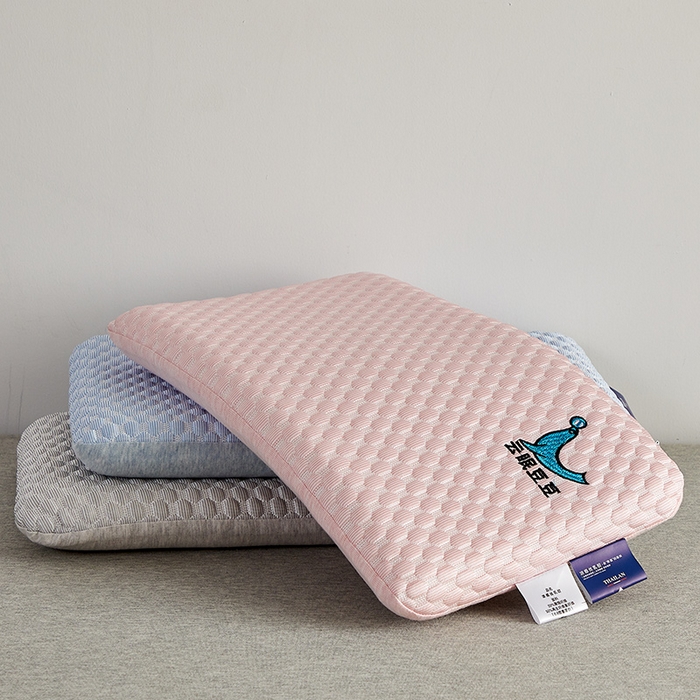 91家纺网 家纺一手货源 找家纺 （总）沃兰国际 2024新款儿童云眠凉感豆豆乳胶枕枕头枕芯30*50cm