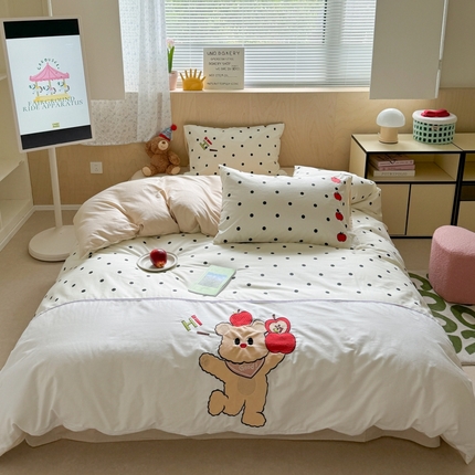 91家纺网 家纺一手货源 找家纺 （总）乐童家纺 2024新款13372拼接印＋绣工艺四件套