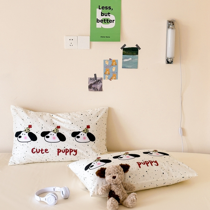 91家纺网 家纺一手货源 找家纺 觅糖家纺 2024新款全棉双面数码印花枕套 ins卡通-三只小狗