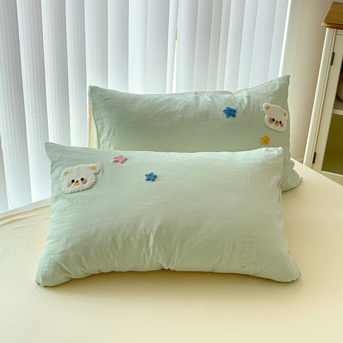 91家纺网 家纺一手货源 找家纺 韩巢家纺 2024新款超柔水洗棉毛巾绣单件被套-幸运熊系列（提供精美卖家秀 ） 幸运熊浅绿黄