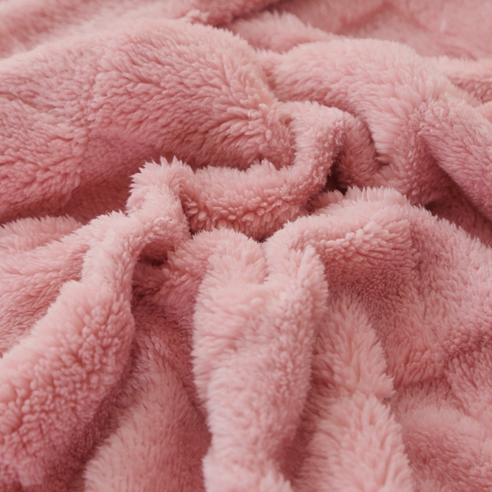 91家纺网 家纺一手货源 找家纺 芸锦豪 2024新款意大利面包格毛毯-包边款 面包格包边款-玫瑰粉