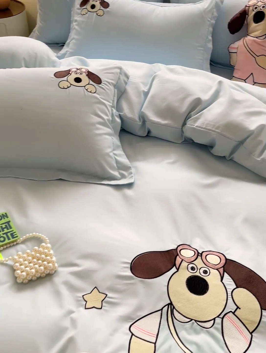 91家纺网 家纺一手货源 找家纺 2024新款磨毛水洗棉可爱萌趣四件套--萌犬小巴系列 萌犬小巴-蓝