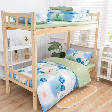 91家纺网 家纺一手货源 找家纺 卡斯诺家纺馆 2025新款亲肤芦荟棉印花学生宿舍上下铺三件套四件套 休闲小兔