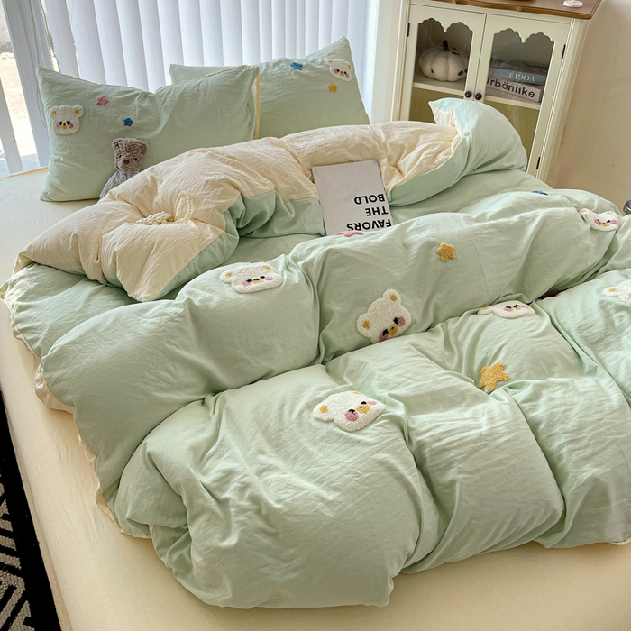91家纺网 家纺一手货源 找家纺 韩巢家纺 2024新款超柔水洗棉毛巾绣单件被套-幸运熊系列（提供精美卖家秀 ） 幸运熊浅绿黄