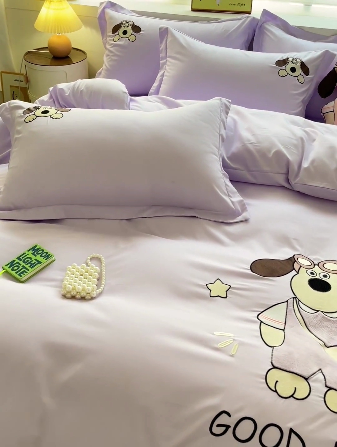 91家纺网 家纺一手货源 找家纺 2024新款磨毛水洗棉可爱萌趣四件套--萌犬小巴系列 萌犬小巴-紫