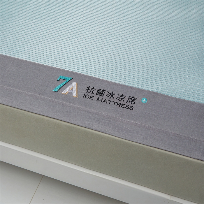 91家纺网 家纺一手货源 找家纺 瑶瑶家居 2024新款碳光冰丝席-量大优惠 冰丝碳光席-冰翠绿