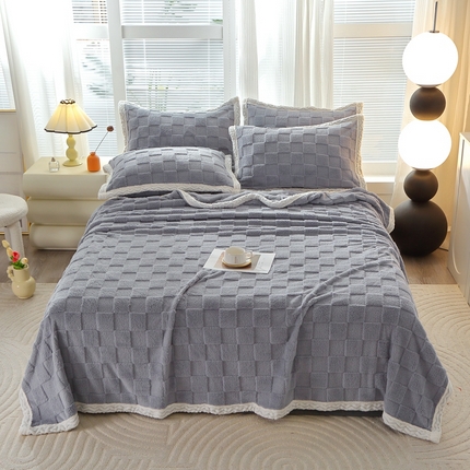 91家纺网 家纺一手货源 找家纺 芸锦豪 2024新款意大利面包格毛毯-包边款 面包格包边款-蓝灰