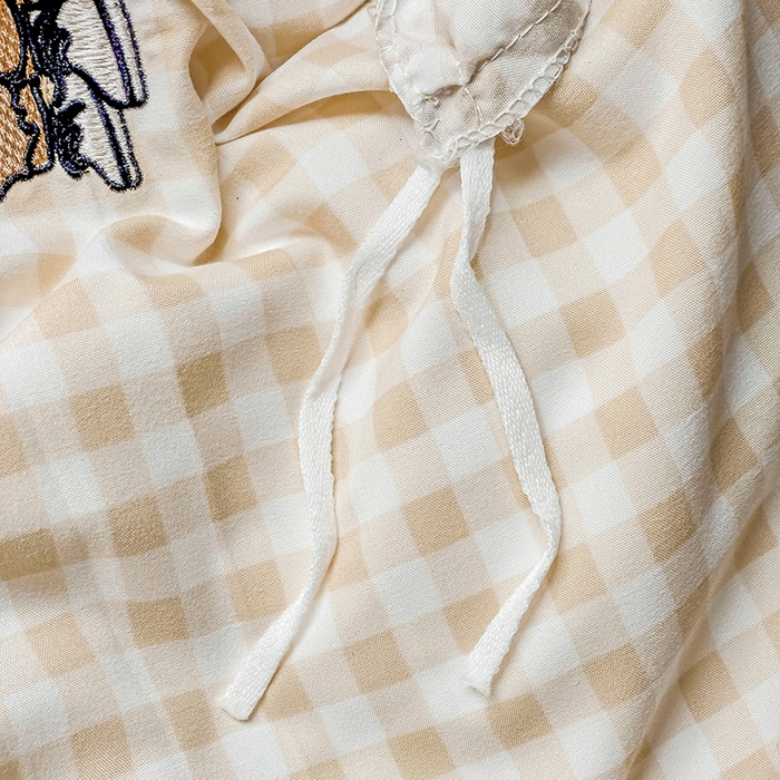 91家纺网 家纺一手货源 找家纺 （总）2024新款磨毛水洗棉学生宿舍精美刺绣时尚格子四件套--小熊老师系列