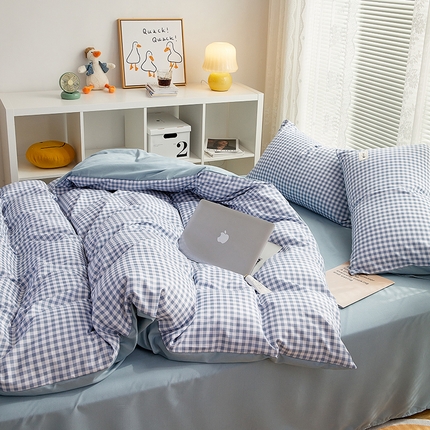 91家纺网 家纺一手货源 找家纺 （总）卡斯诺家纺馆 2025新款四季可用亲肤条格贴标款四件套-风格二