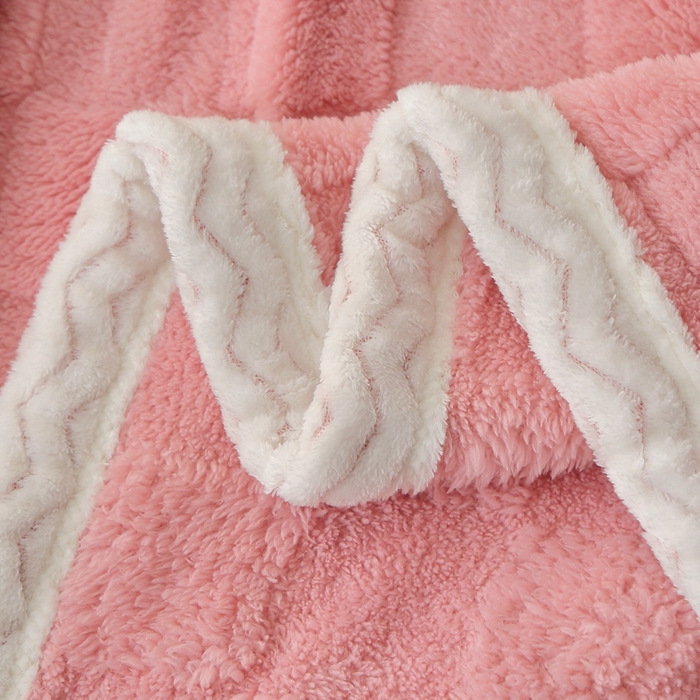 91家纺网 家纺一手货源 找家纺 芸锦豪 2024新款意大利面包格毛毯-包边款 面包格包边款-玫瑰粉