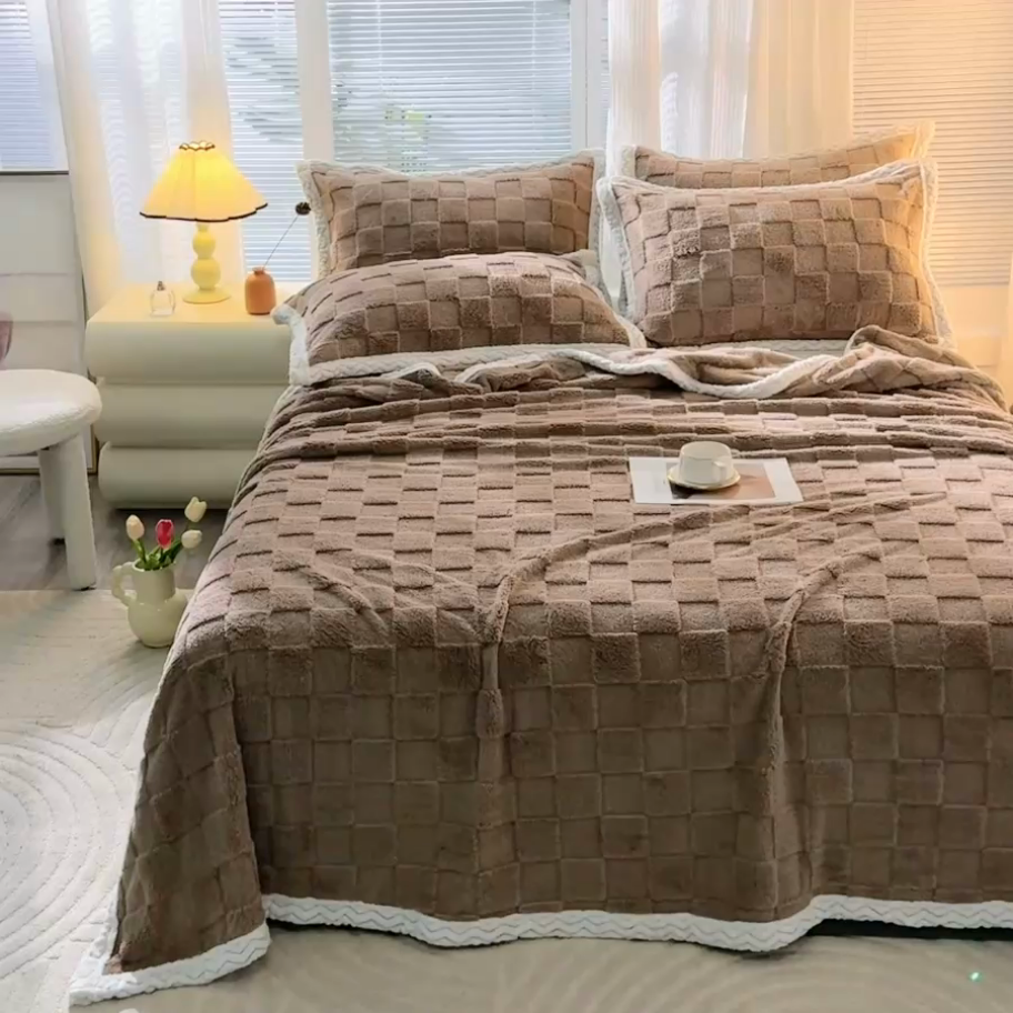 91家纺网 家纺一手货源 找家纺 芸锦豪 2024新款意大利面包格毛毯-包边款 面包格包边款-咖色