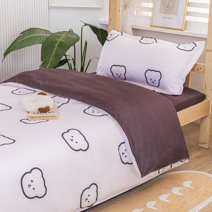 91家纺网 家纺一手货源 找家纺 卡斯诺家纺馆 2025新款亲肤芦荟棉印花学生宿舍上下铺三件套四件套 熊豆豆