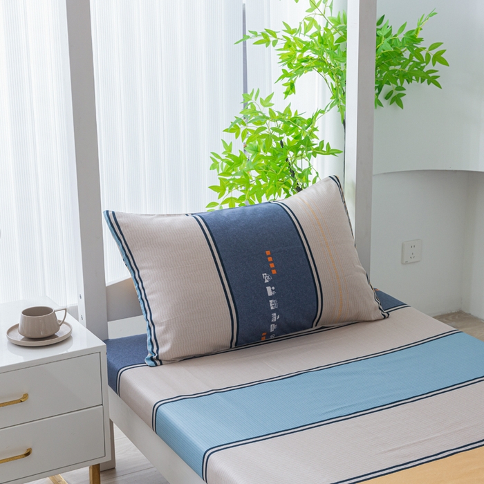 91家纺网 家纺一手货源 找家纺 简冠家纺 2025新款全棉学生宿舍三四件套 极光-蓝