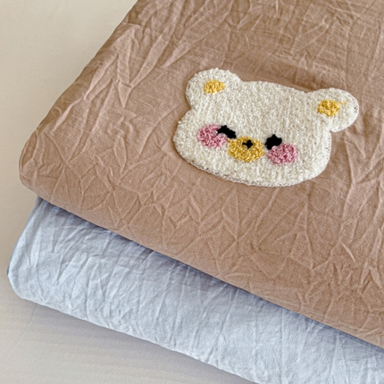 91家纺网 家纺一手货源 找家纺 （总）韩巢家纺 2024新款超柔水洗棉毛巾绣单件被套-幸运熊系列（提供精美卖家秀 ）