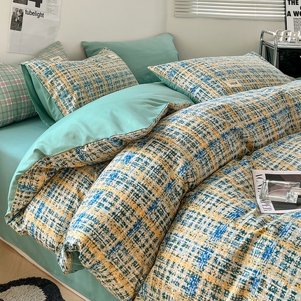 91家纺网 家纺一手货源 找家纺 卡斯诺家纺馆 2025新款105克贴标款四件套-风格一 小香风-溢彩格