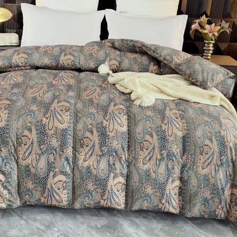 91家纺网 家纺一手货源 找家纺 泳鹅羽绒 2024新款印花鹅绒被 凡尔登