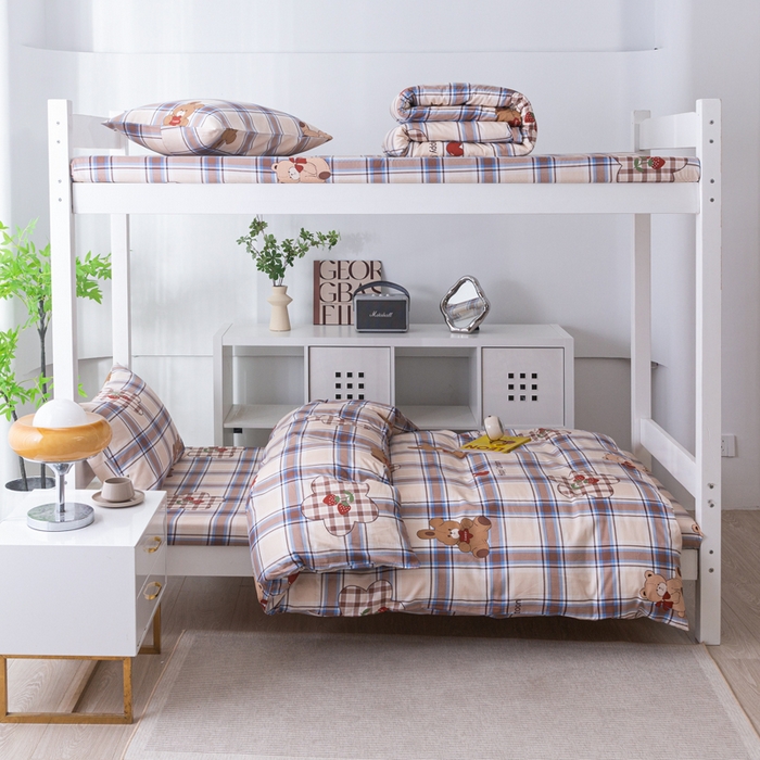 91家纺网 家纺一手货源 找家纺 简冠家纺 2025新款全棉学生宿舍三四件套 英伦小熊-咖