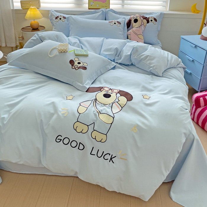 91家纺网 家纺一手货源 找家纺 2024新款磨毛水洗棉可爱萌趣四件套--萌犬小巴系列 萌犬小巴-蓝