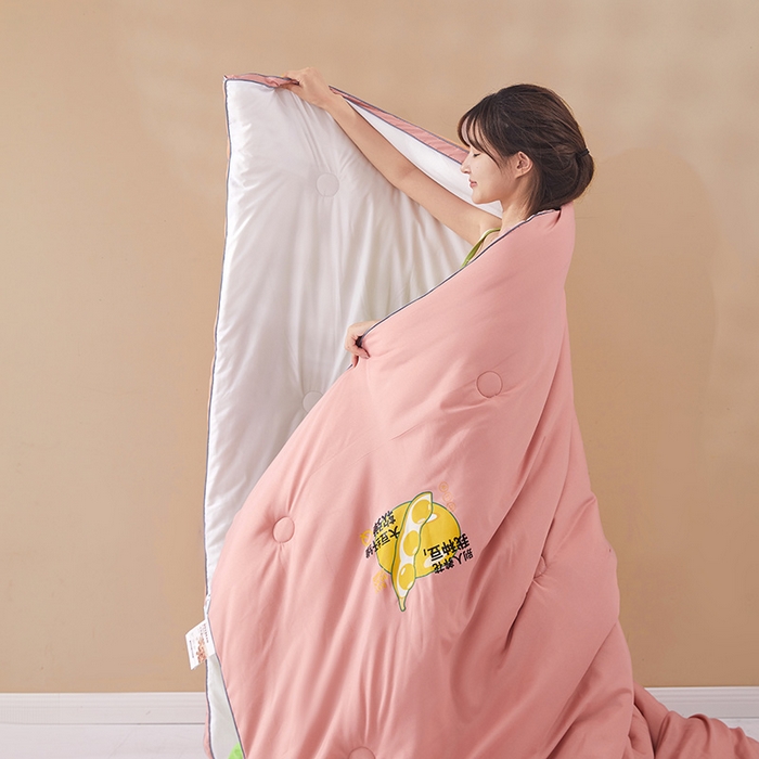 91家纺网 家纺一手货源 找家纺 瑶瑶家居 直播爆款亲肤立体边保暖抗菌大豆被冬被春秋被芯被子 立体边-浅玉白