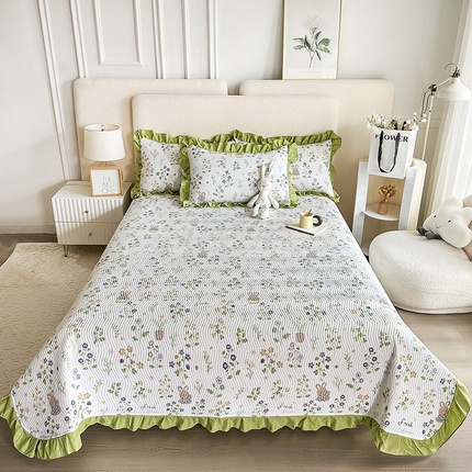 91家纺网 家纺一手货源 找家纺 恋绒家纺 2025新款全棉床盖纯棉夹棉床盖花边款直角款（可定做） 童趣花园
