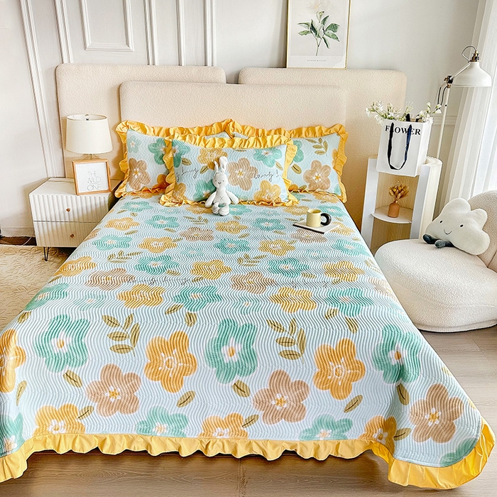 91家纺网 家纺一手货源 找家纺 恋绒家纺 2025新款全棉床盖纯棉夹棉床盖花边款直角款（可定做） 幸福里