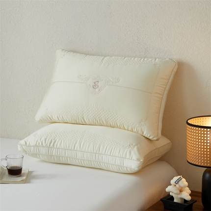 91家纺网 家纺一手货源 找家纺 （总）她喜爱枕芯枕头 2024新款蚕丝枕蚕丝枕头枕芯蚕丝枕