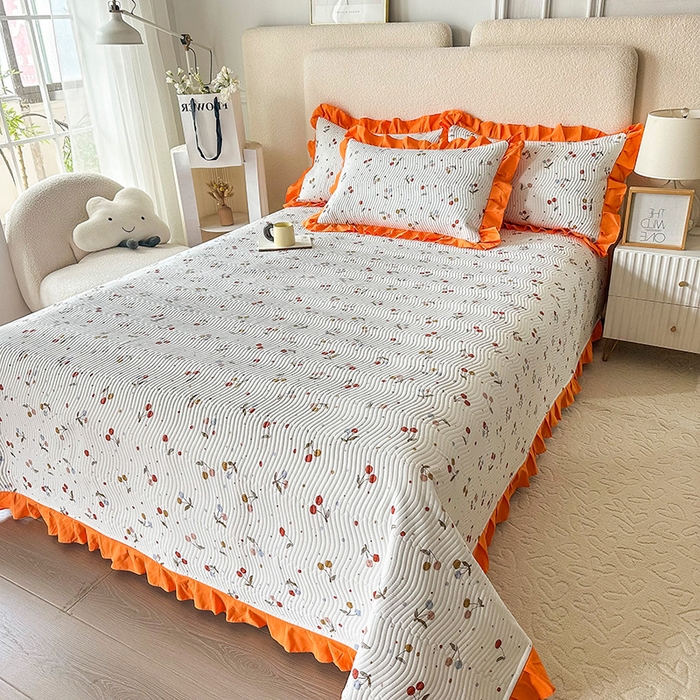 91家纺网 家纺一手货源 找家纺 恋绒家纺 2025新款全棉床盖纯棉夹棉床盖花边款直角款（可定做） 果香四季