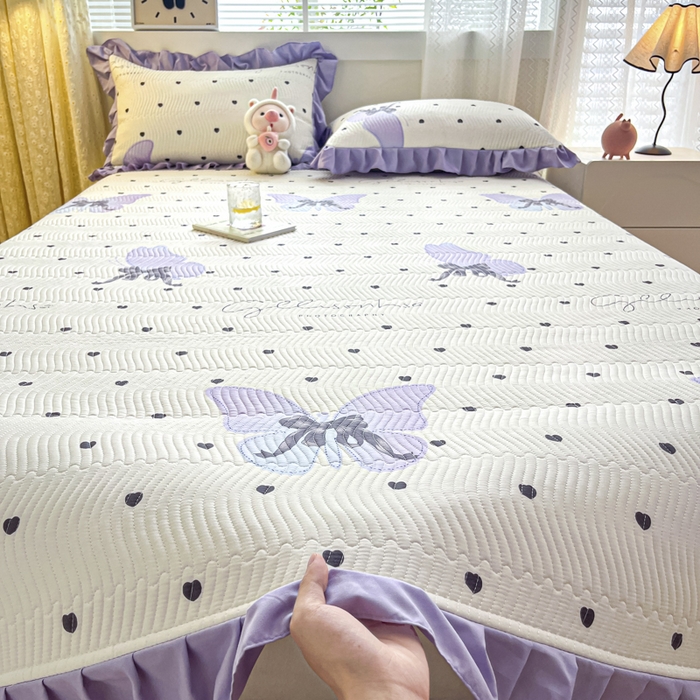 91家纺网 家纺一手货源 找家纺 恋绒家纺 2025新款全棉床盖纯棉夹棉床盖花边款直角款（可定做） 法式少女