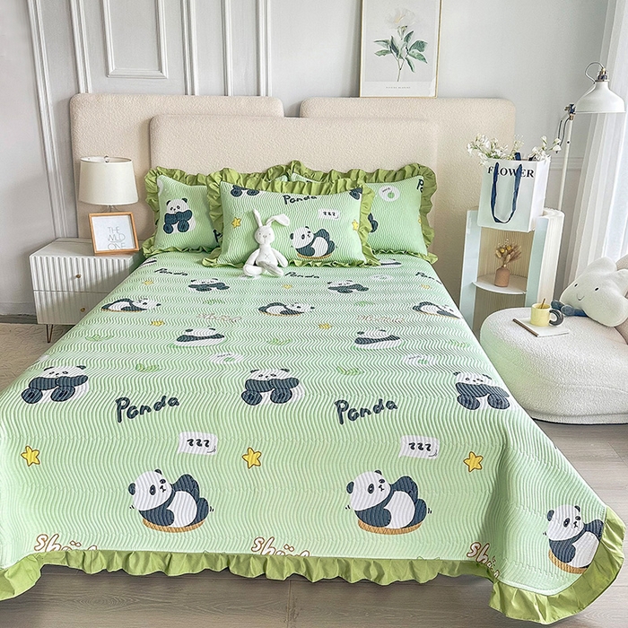 91家纺网 家纺一手货源 找家纺 恋绒家纺 2025新款全棉床盖纯棉夹棉床盖花边款直角款（可定做） 调皮熊猫