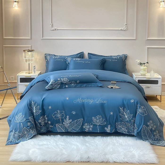 91家纺网 家纺一手货源 找家纺 2024新款亲肤棉磨毛刺绣四件套-花前悦夏 花前悦夏-深海蓝